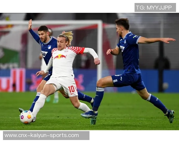 德甲激战汉堡迎战莱比锡争夺关键三分全力以赴展现实力